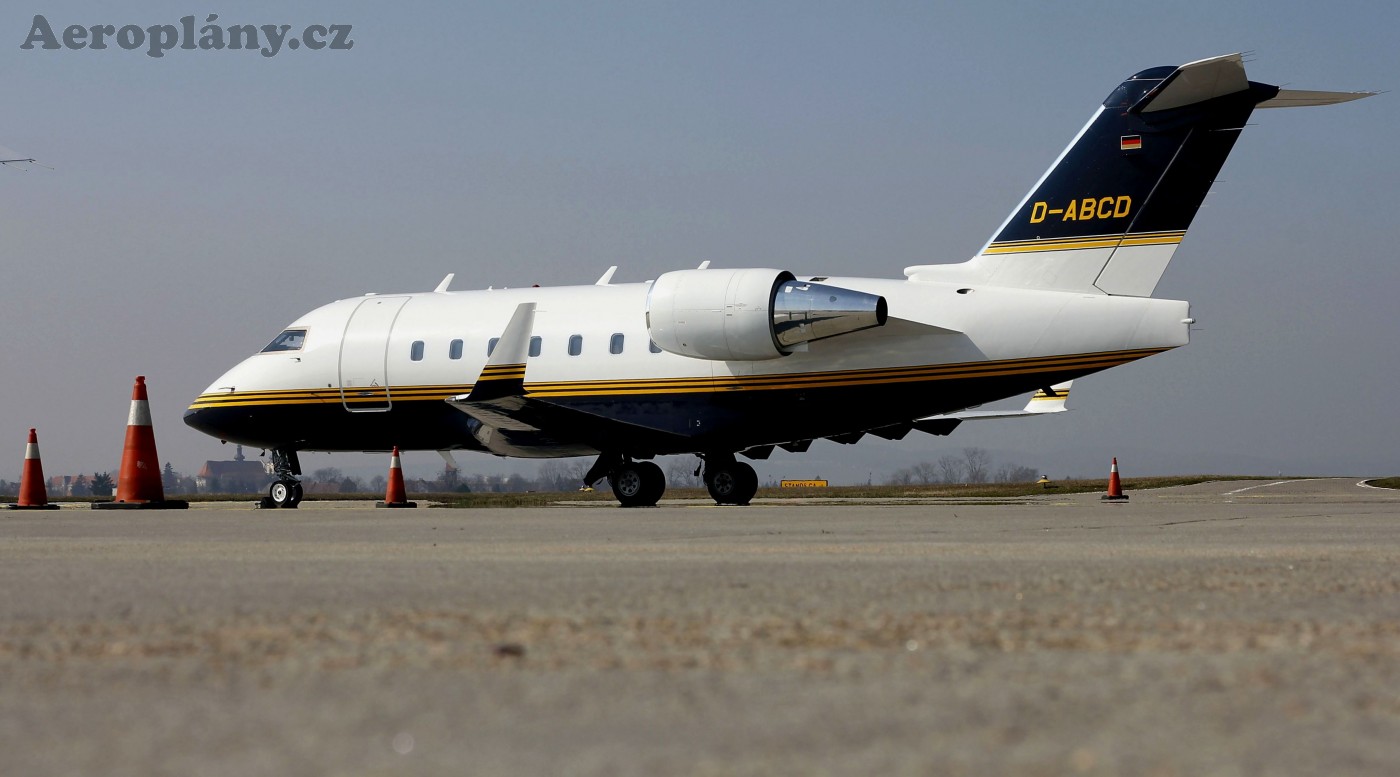 Bombardier Challenger 604 (CL-600-2B16) - D-ABCD