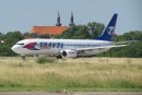 Boeing 737-8Q8 - C-GVVH