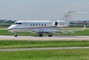 Bombardier BD-100-1A10 Challenger 300 - OE-HLL