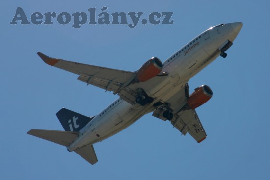 Boeing 737-3Y0 - OY-JTD