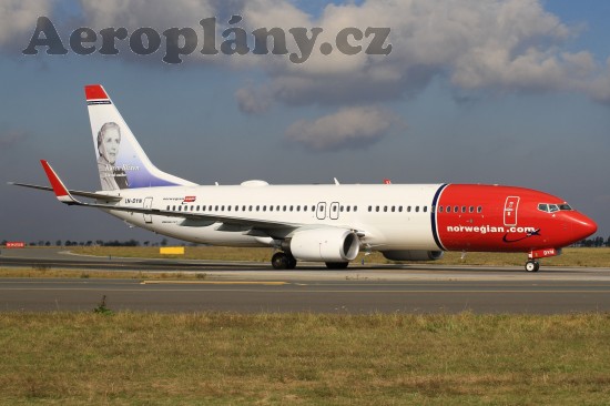 Boeing B737-8JP - LN-DYN