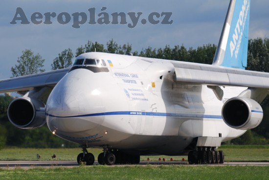 Antonov AN-124-100