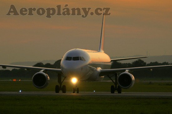 Airbus A320-214 - OK-HCA