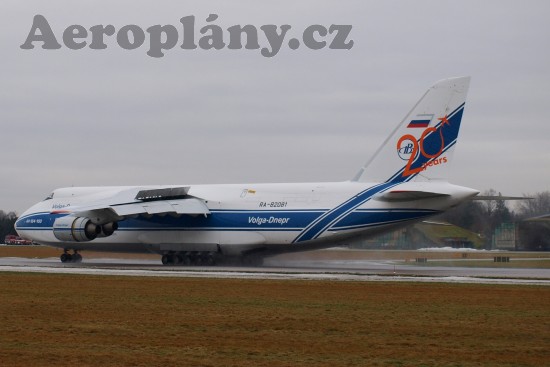 Antonov An-124-100 Ruslan - RA-82081