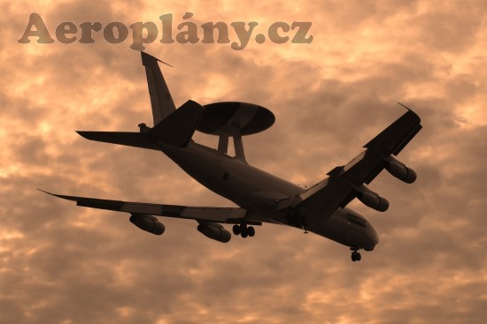 Boeing E-3A Sentry - LX-N90442