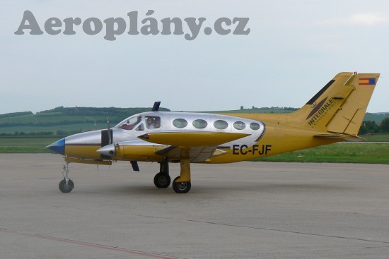 Cessna 414A Chancellor - EC-FJF