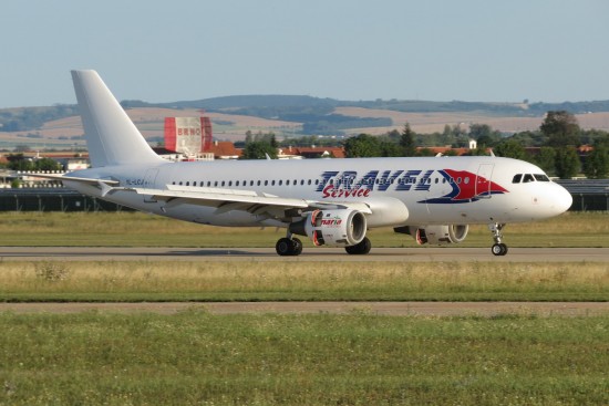 Airbus A320-212 - YL-LCJ