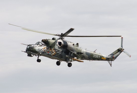 CIAF 2012 přílet  Mi-24/35 Hind