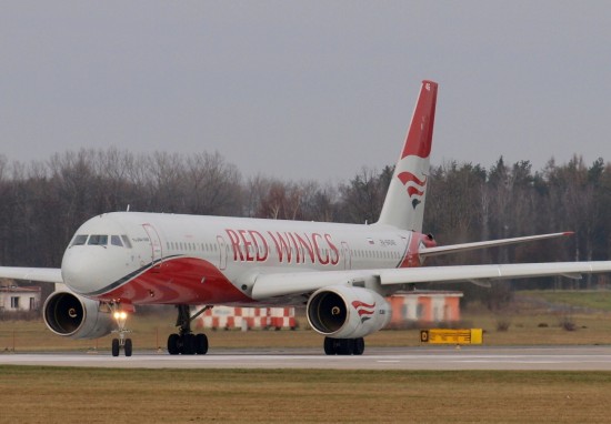 Tupolev Tu-204-100V - RA-64046