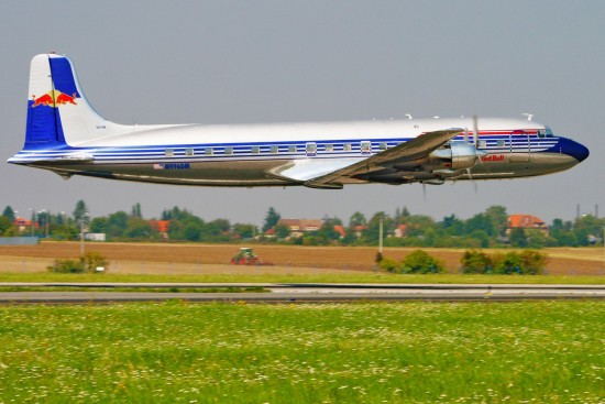 Douglas DC6B - N996DM