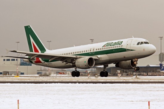 Airbus A320-216 - EI-DTJ