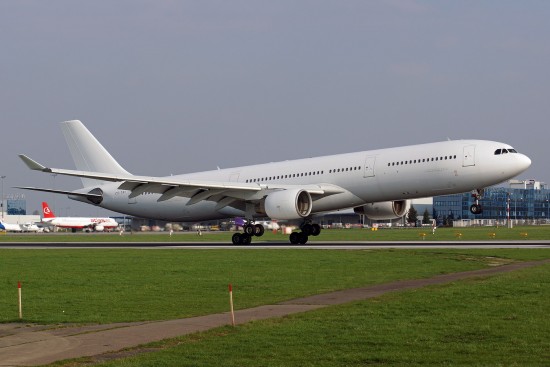 Airbus A330-322 - CS-TRI