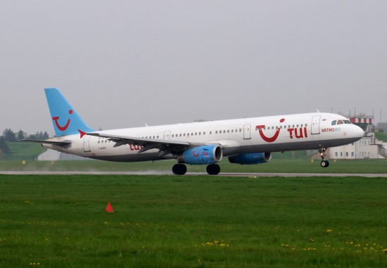 Airbus A321-231 - EI-ETJ