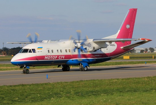 Antonov An-140 - UR-14005