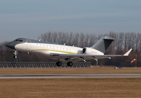 Bombardier BD700-1A11 Global 5000 - 9H-AFR