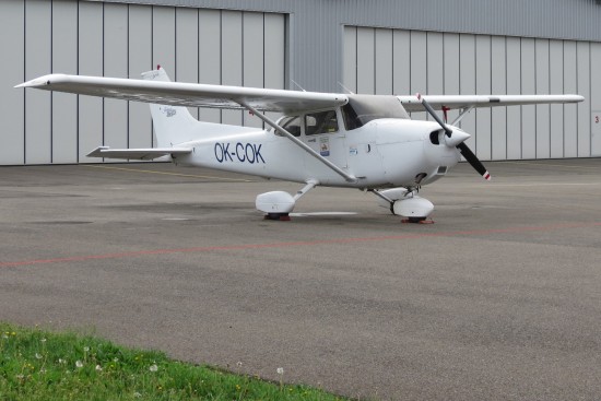Cessna 172S Skyhawk SP - OK-COK