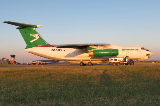 Iljušin IL-76TD - EZ-F426