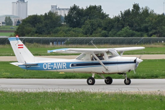 Cessna F-152 II - OE-AWR