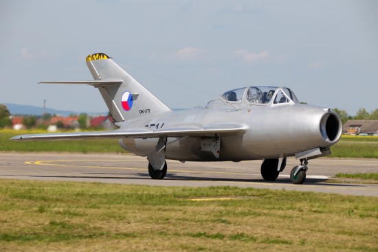 MIG 15UTI