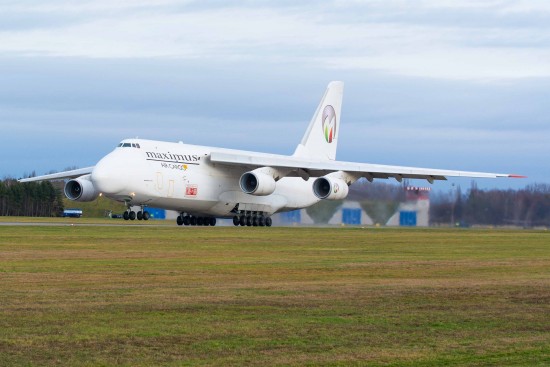 Antonov AN-124-100 - UR-ZYD