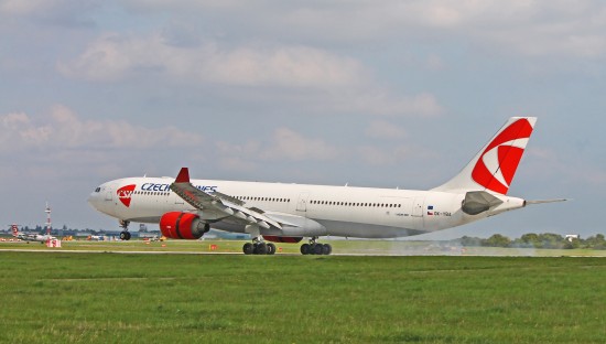 Airbus A330-323X 