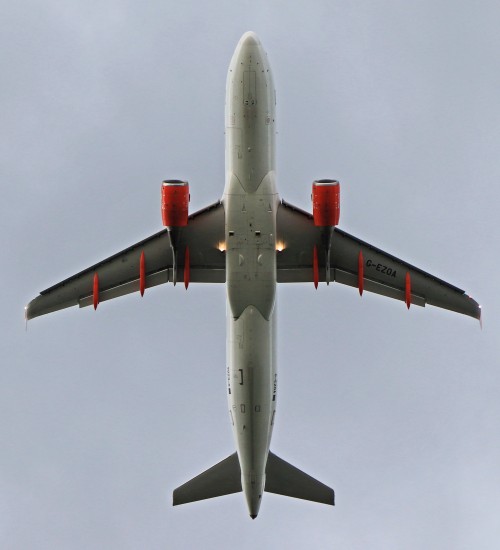 Airbus A320-214