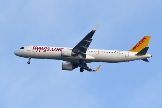 Airbus A321-251NX - TC-RBU