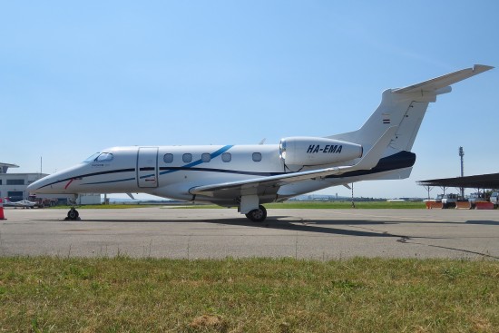 Embraer EMB-505 Phenom 300 - HA-EMA