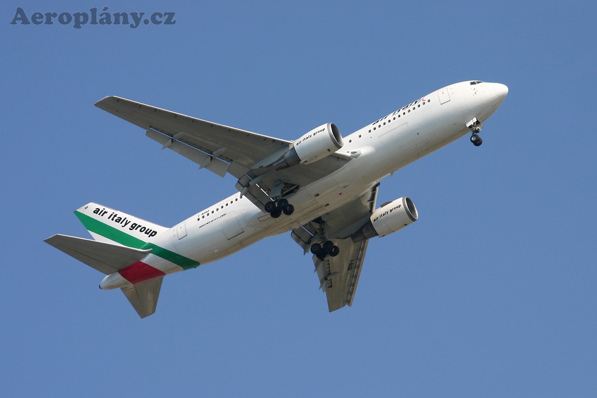 Boeing 767-23B/ER - I-AIGI