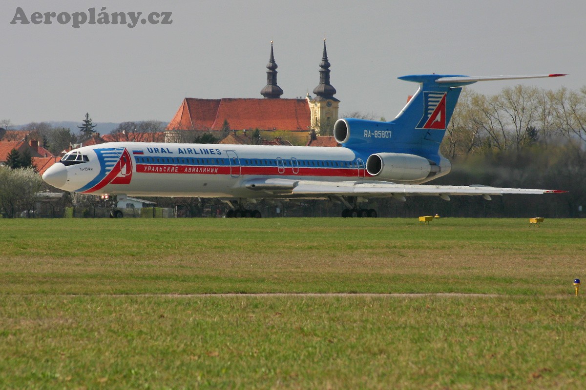 Tupolev Tu-154M - RA-85807