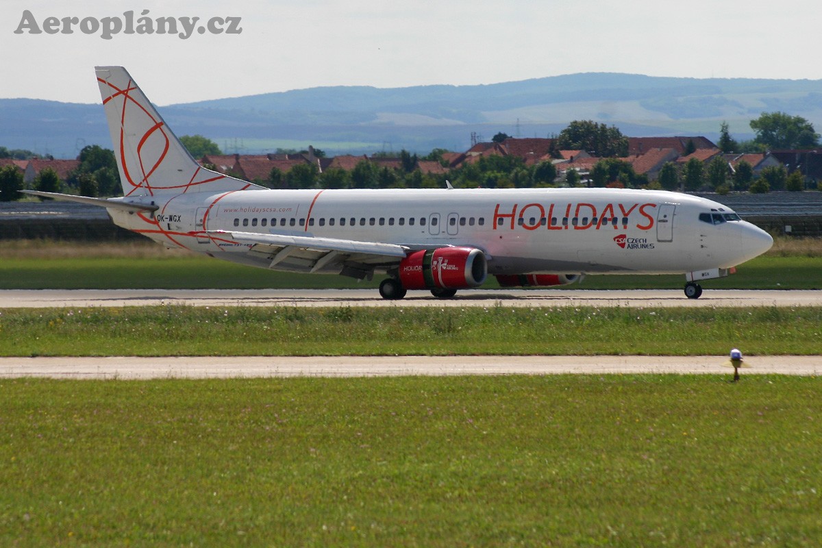 Boeing 737-436 - OK-WGX