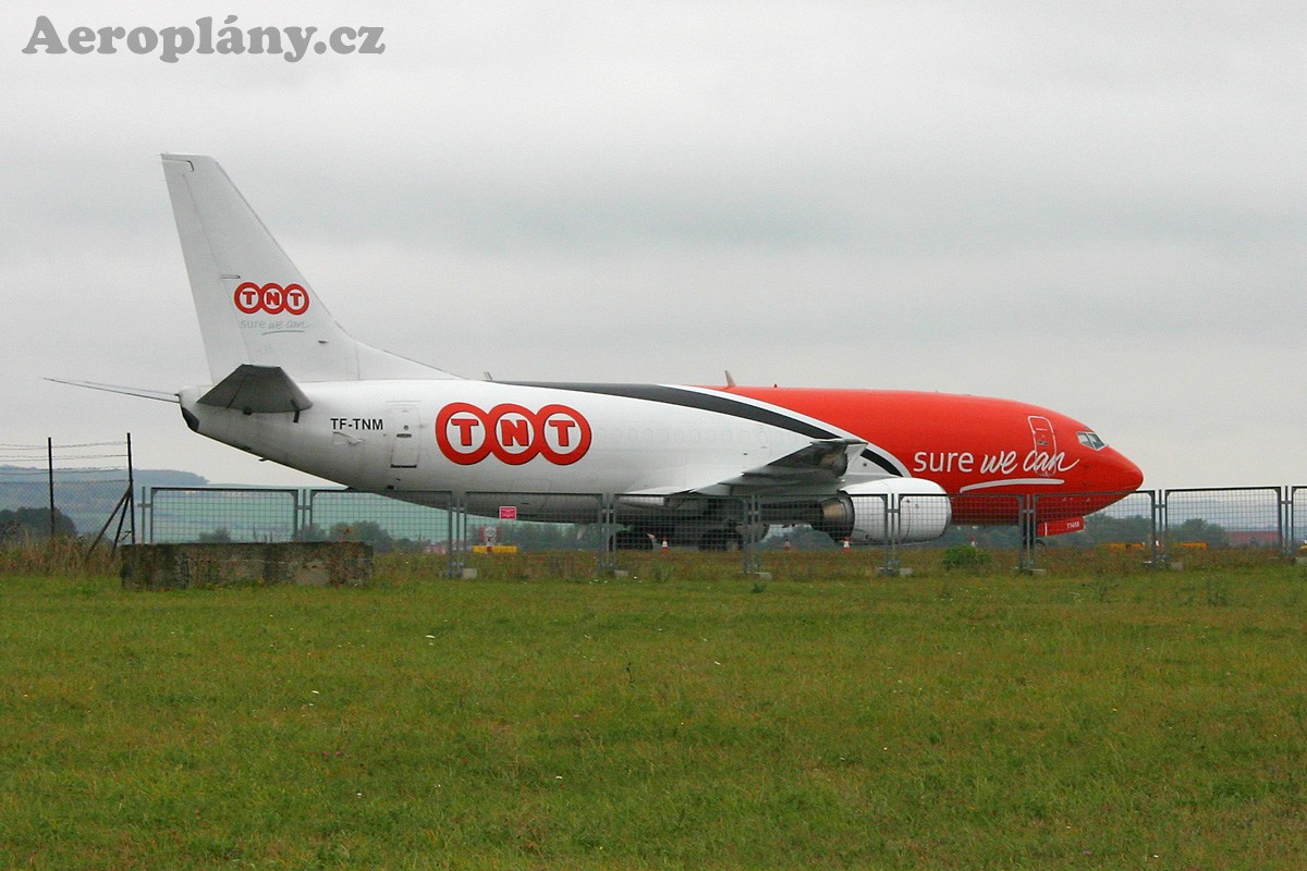 Boeing 737-34S - TF-TNM