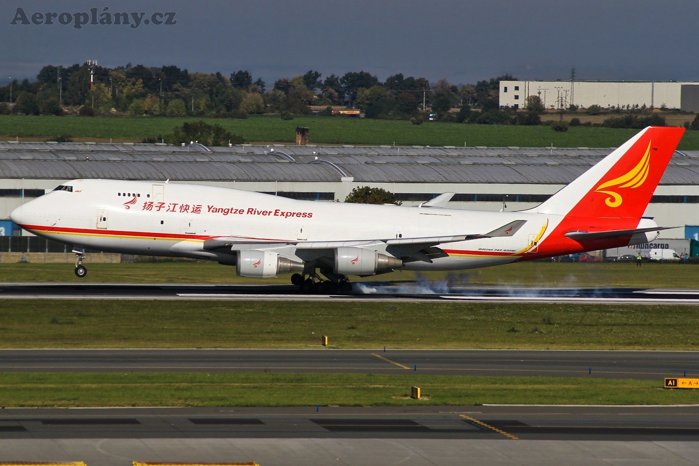 Boeing 747-481/BDSF - B-2432