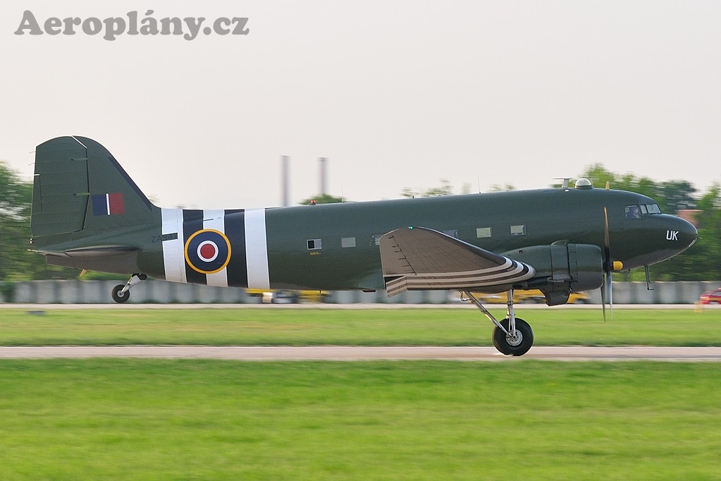 Douglas C-47A Dakota 3