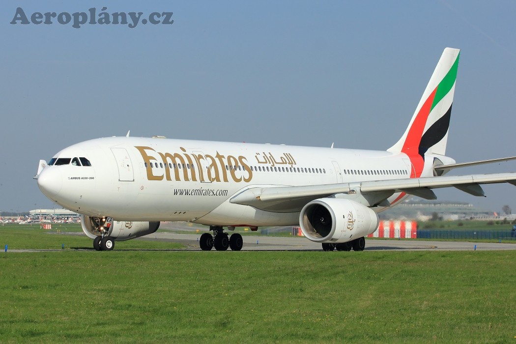 Airbus A330-243  - A6-EKR 