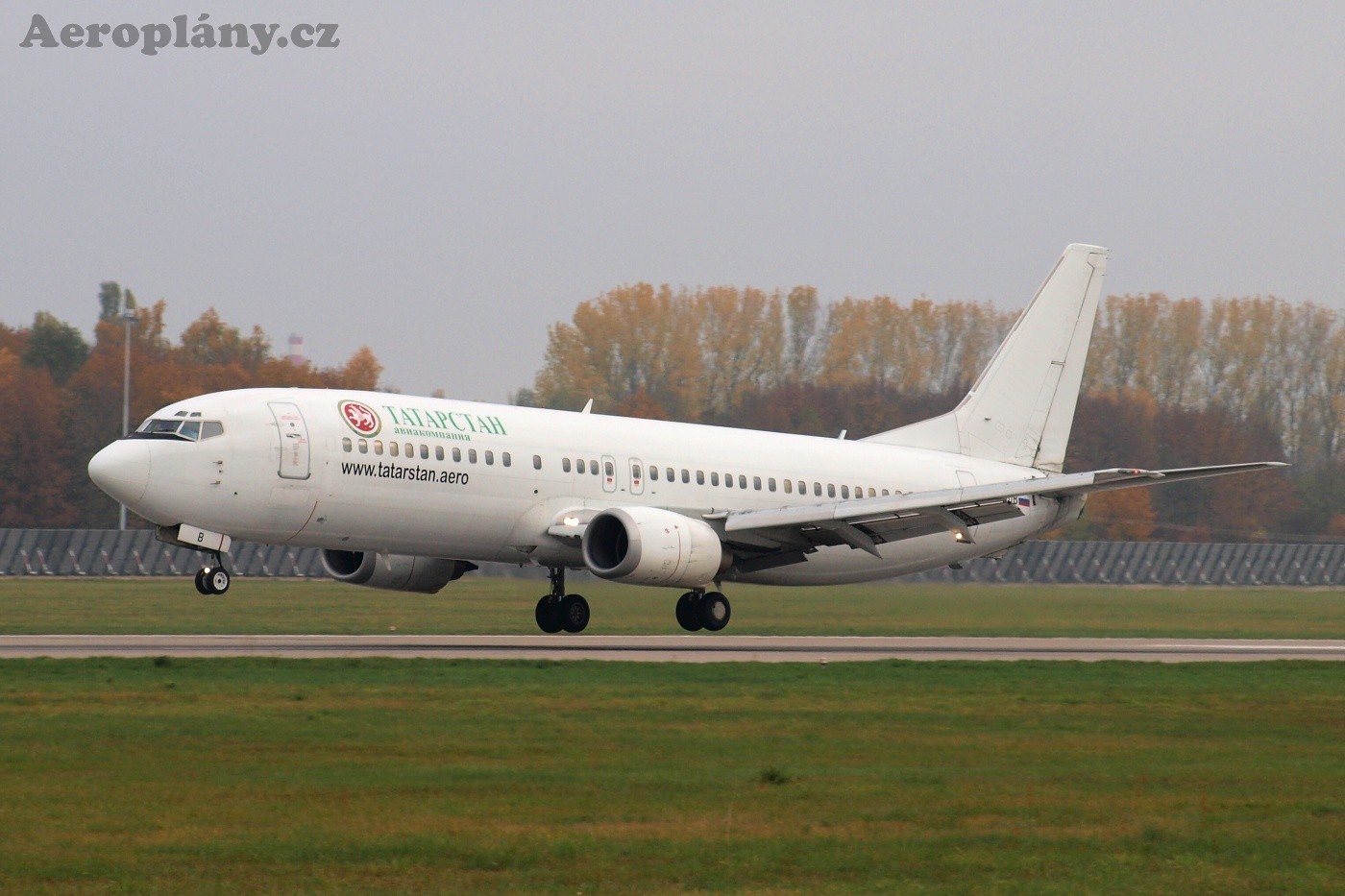 Boeing B737-4D7  - VQ-BDB