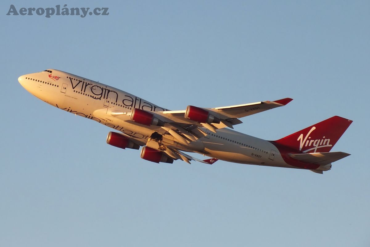 Boeing 747-41R - G-VAST
