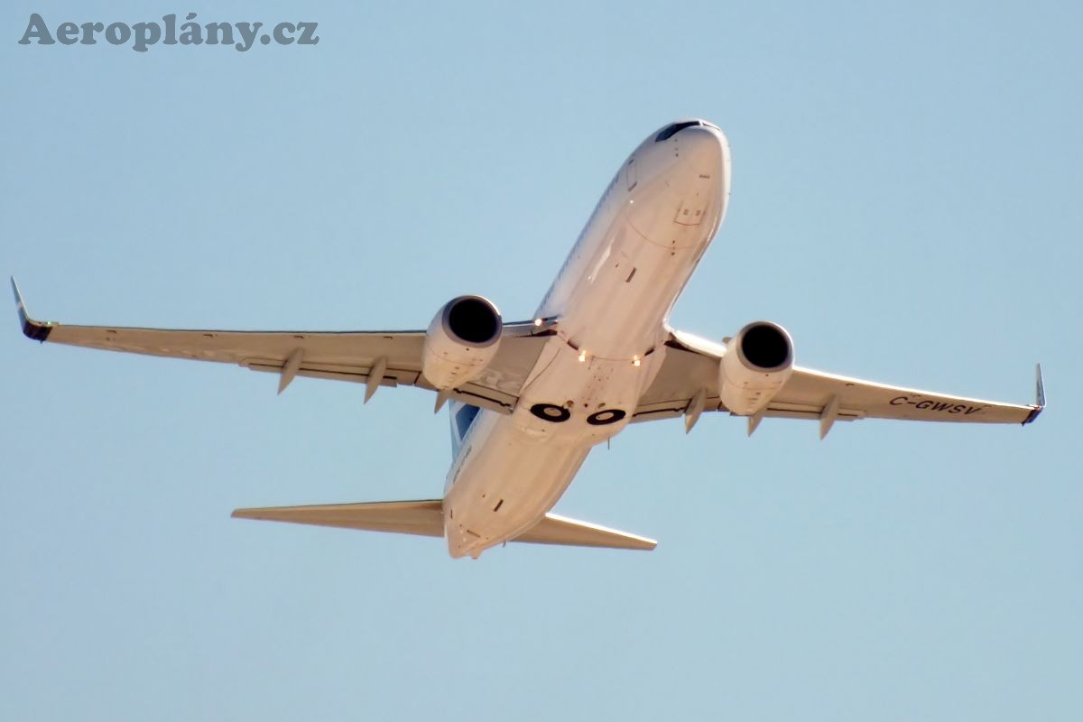 Boeing 737-8CT - C-GWSV