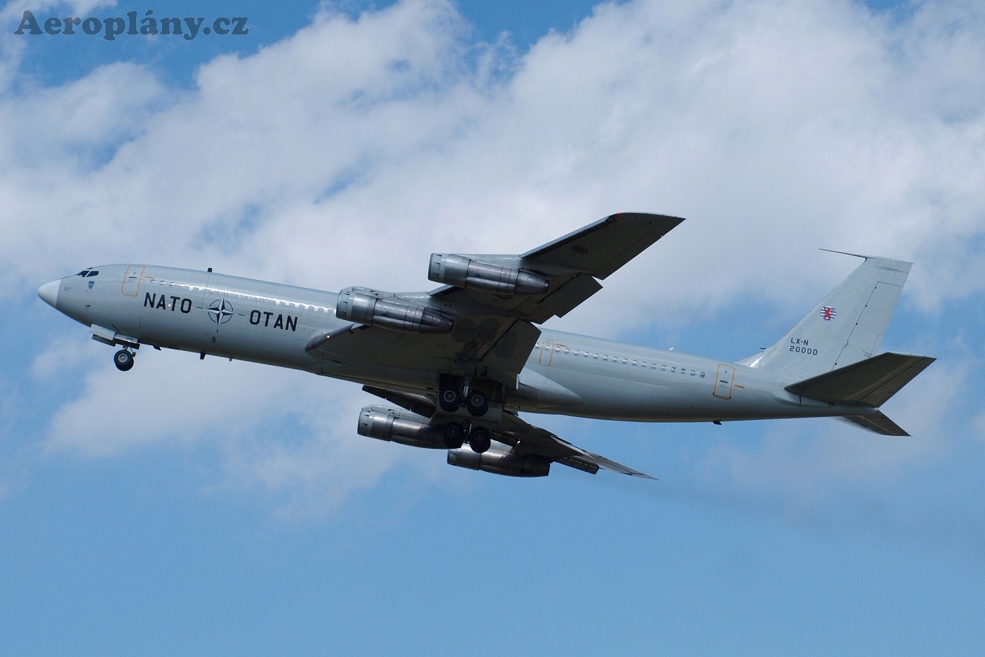 Boeing B707-307C (CT-49A)  - LX-N20000