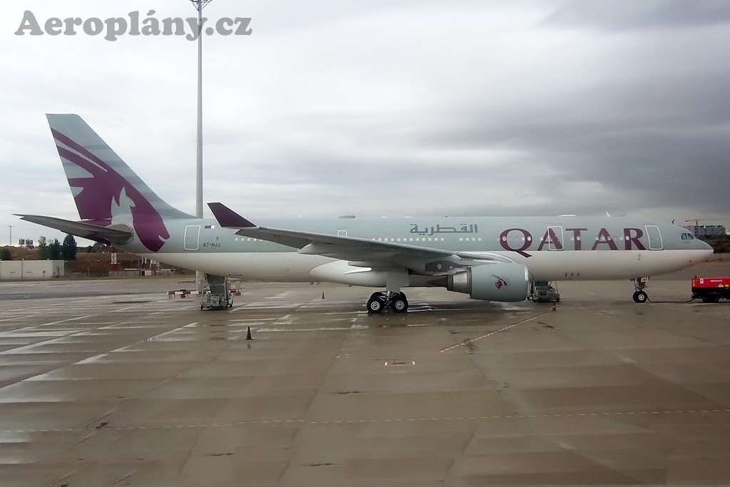QATAR A330