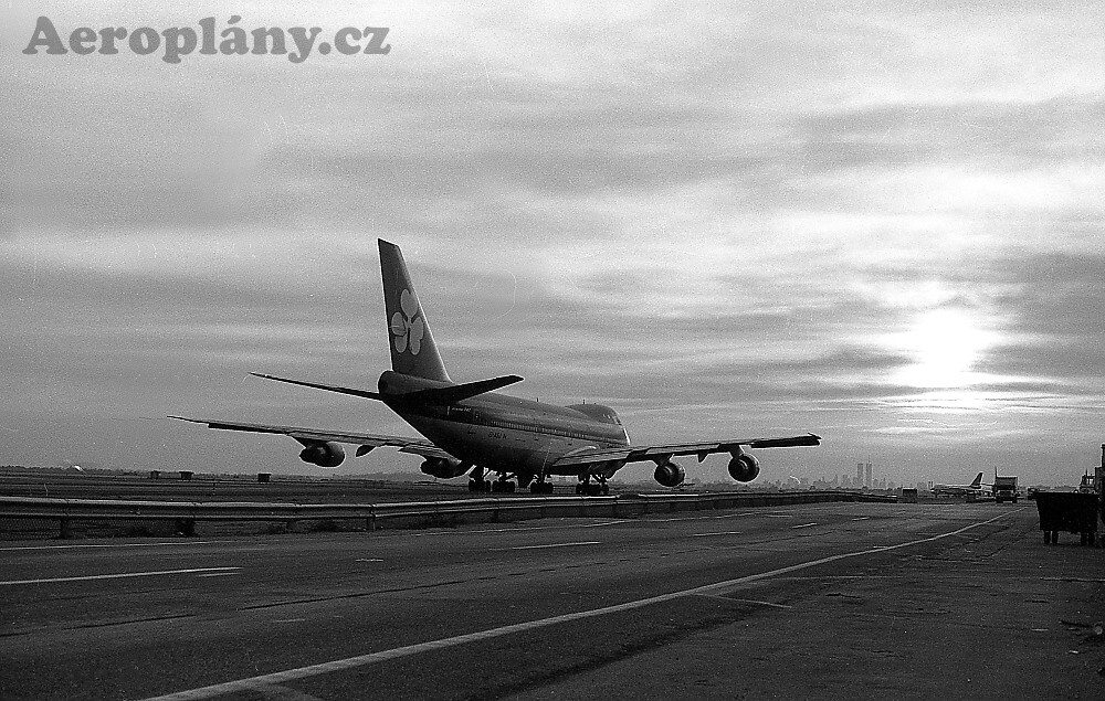 BOEING A DVOJČATA