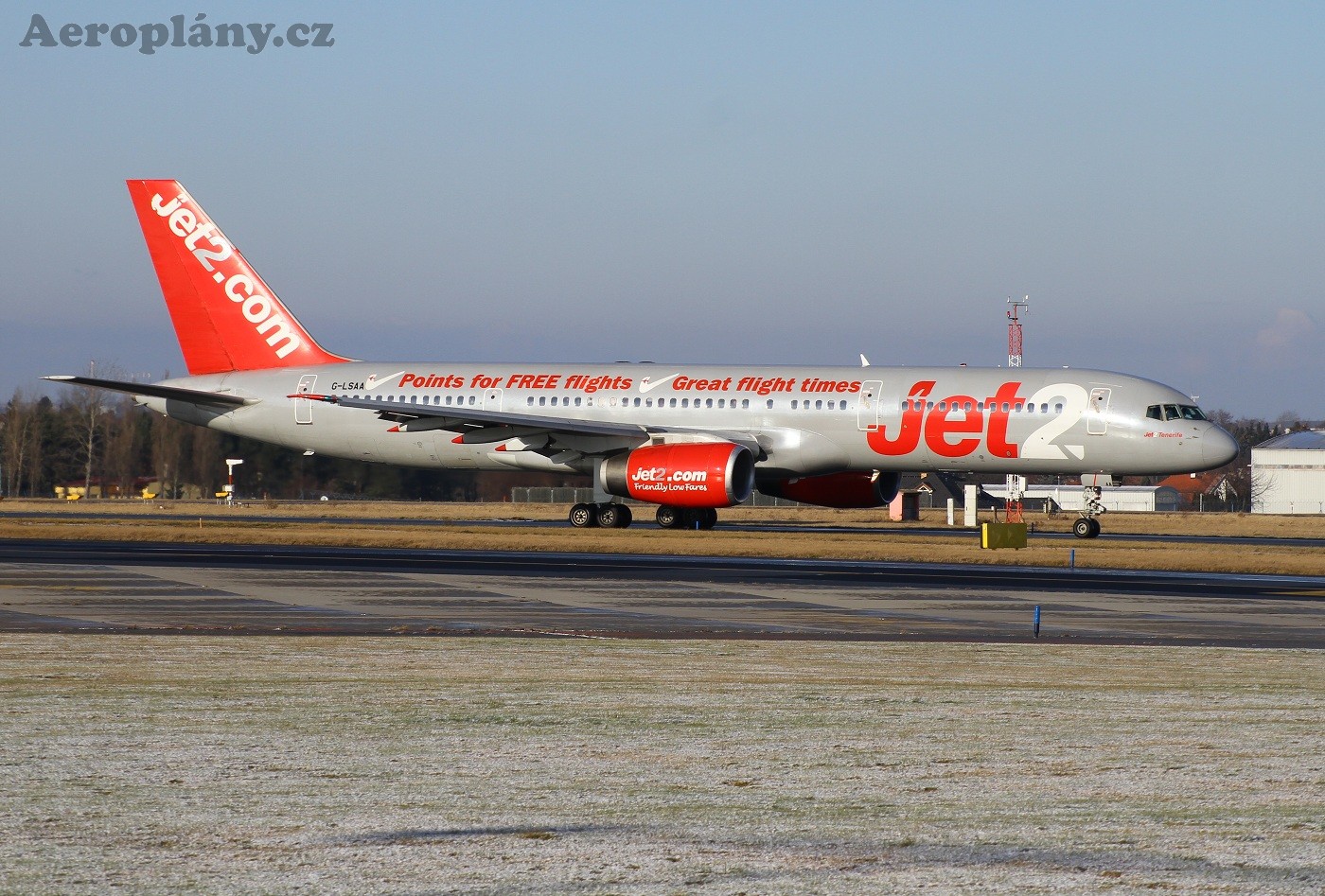 Boeing 757-236 - G-LSAA