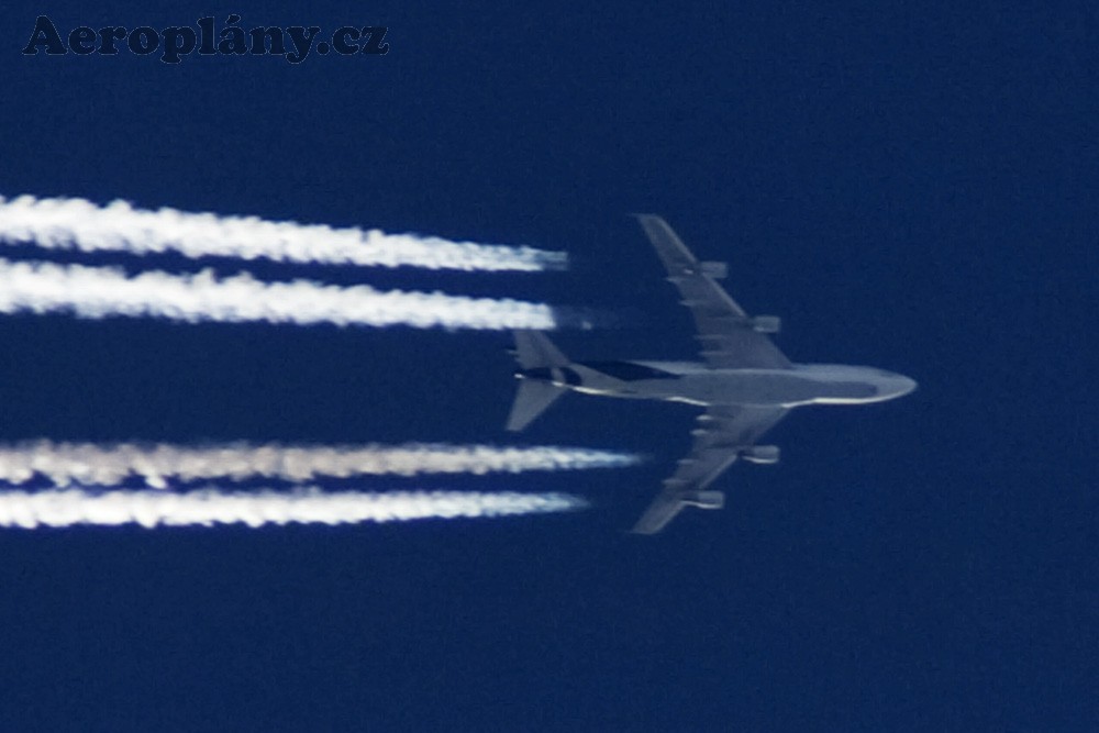 Boeing 747-243B - N820SA