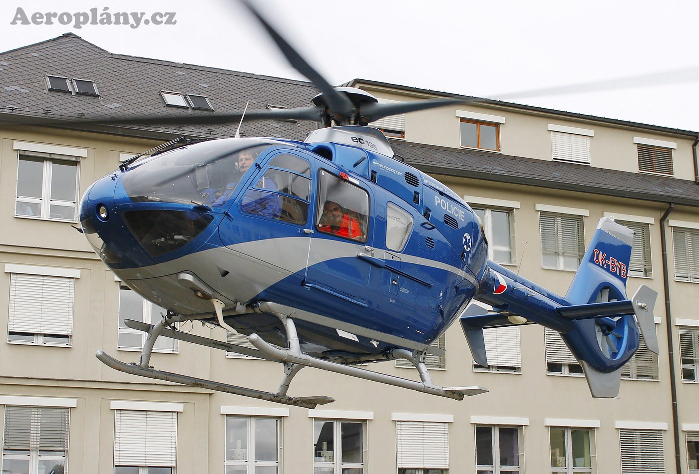 OK-BYB Heliport ÚVN Střešovice
