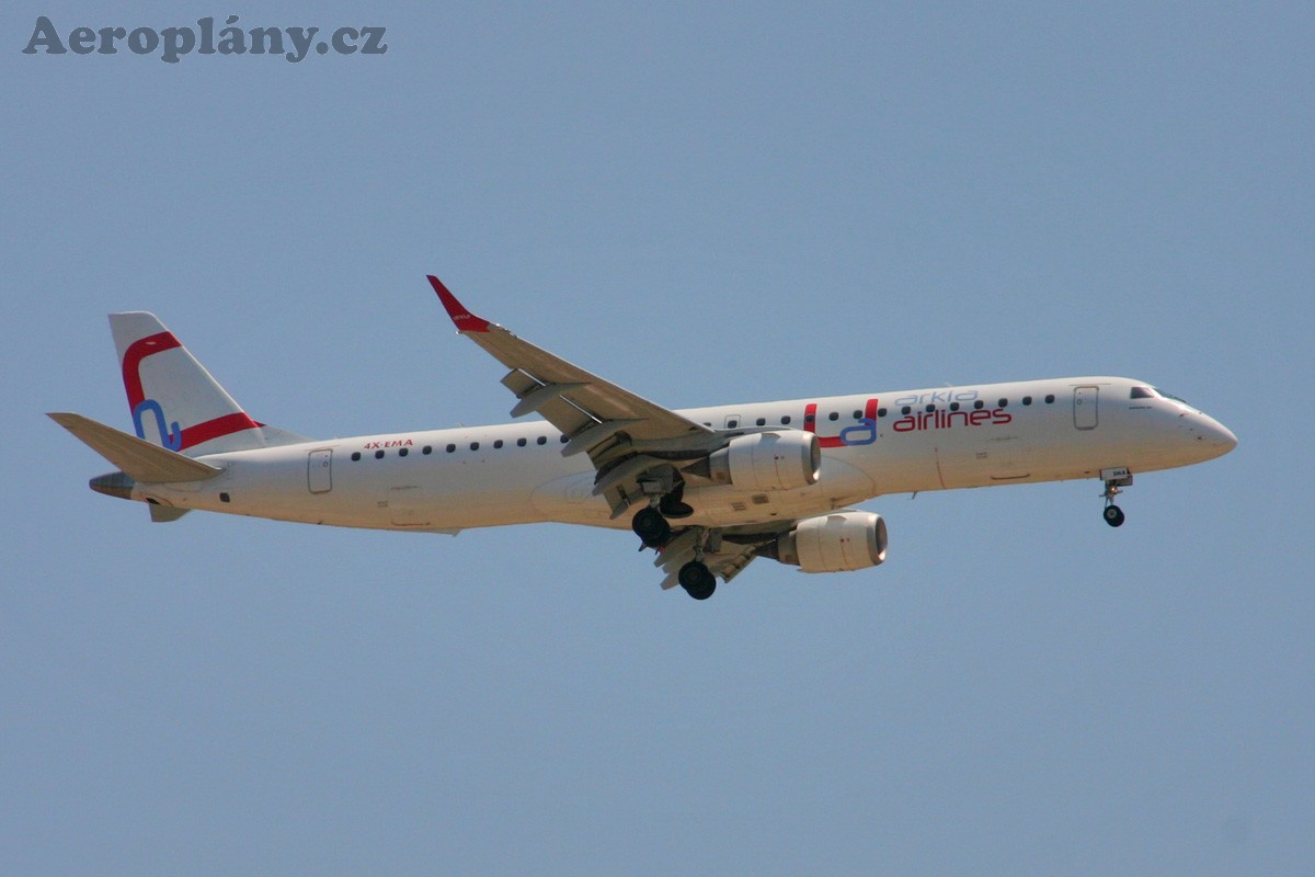 Embraer ERJ-190-200LR - 4X-EMA