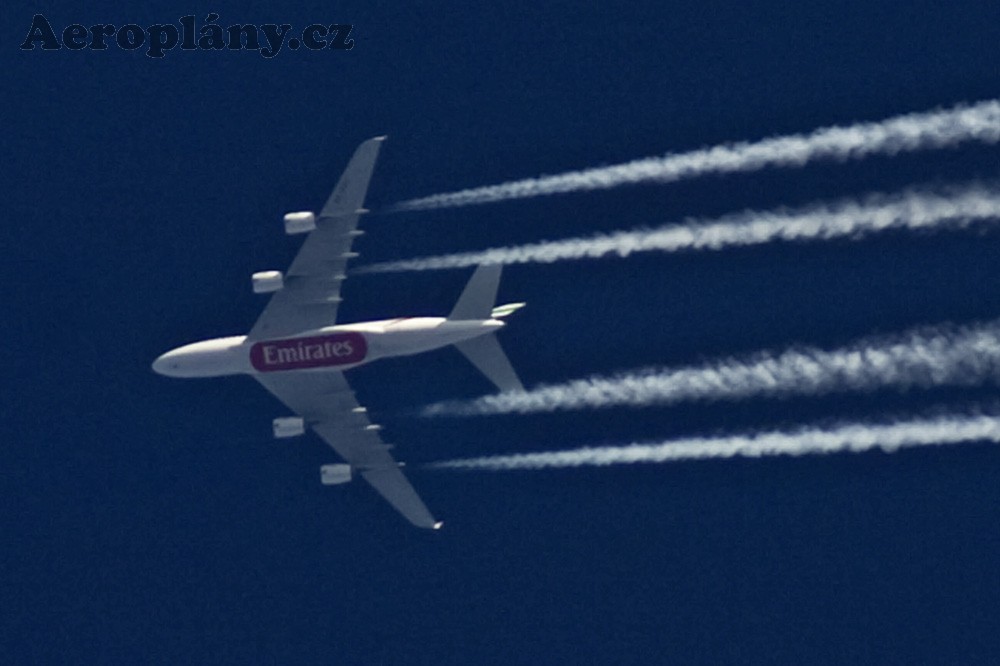 Airbus A380-861 - A6-EDT