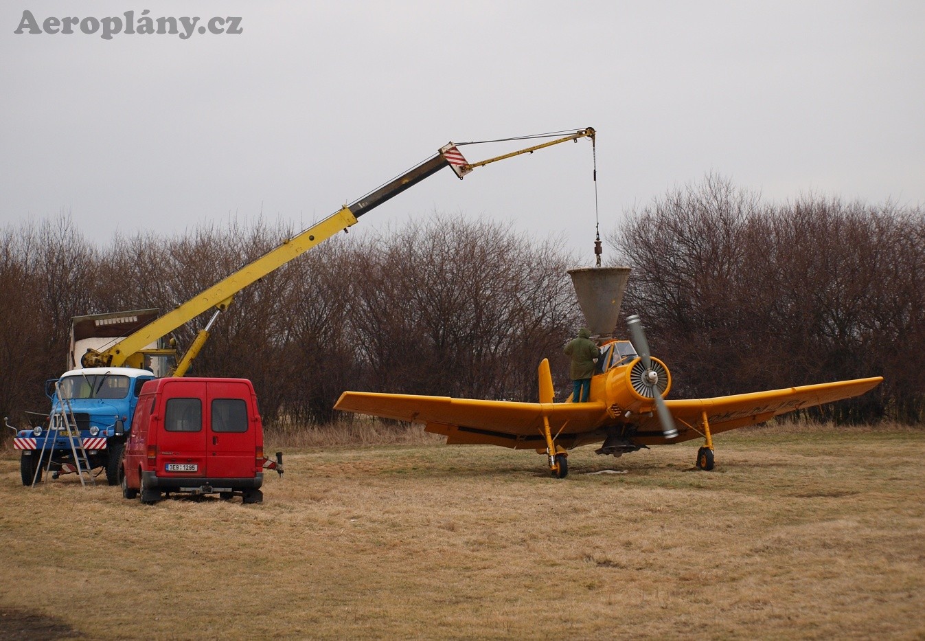 Zlín Z-37A Čmelák - OK-NJR