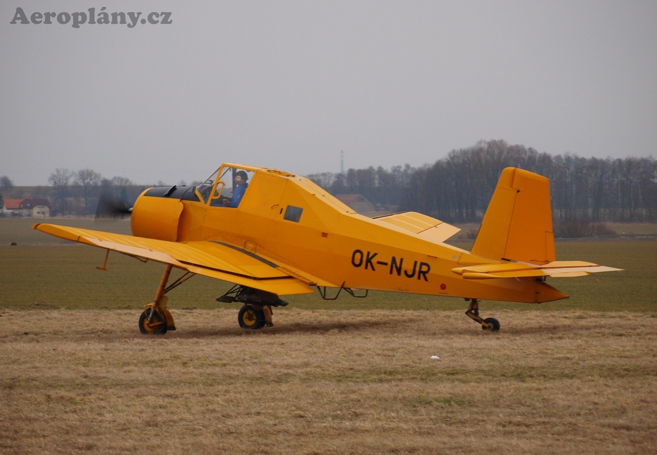 Zlín Z-37A Čmelák - OK-NJR