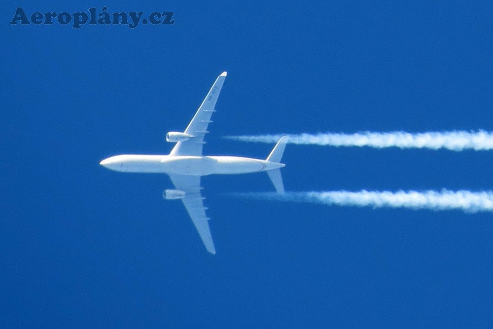 Airbus A330-343X - A6-AFD