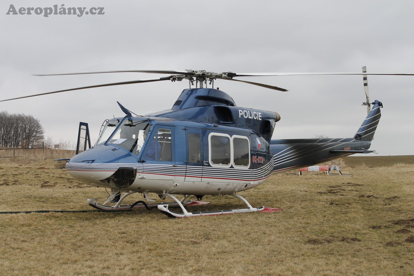 Bell 412 OK-BYR Policie CR